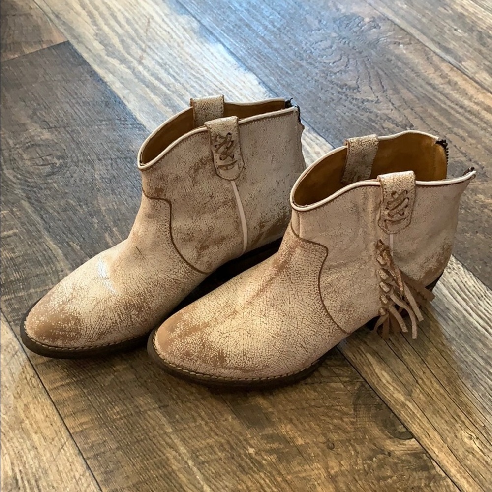Bootie boots